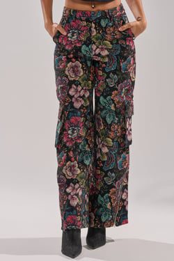 AKIRA Pretty Little Lady Brocade Trouser Pants | Black | Size 2X
