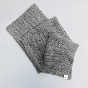 Grey No-Wool Woolly Scarf