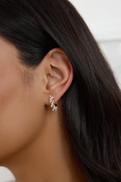 Tangled Love Earrings Gold
