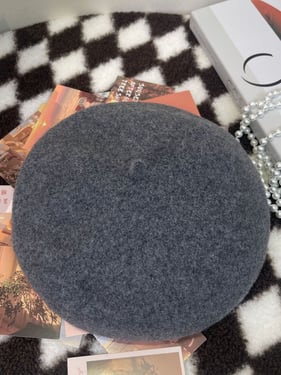 100% Wool Retro Hand-Knit Beret - Charcoal Grey / One Size