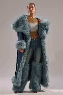AKIRA Moxie Fur Trim Denim Trench Coat | Size Large/XL