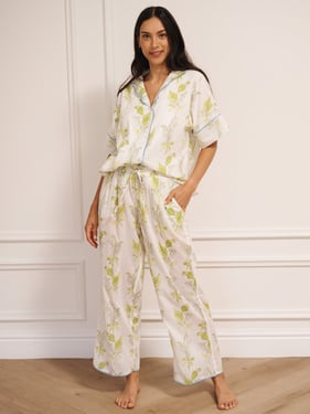 Womens White Lily Of The Valley Gauze Oversize Pyjama Set - 3XL / 22-24 / White