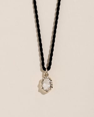 April Ovalado Pendant