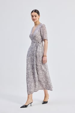 Maxi Wrap Floral dress in Vintage Vines - Vintage Vines / L