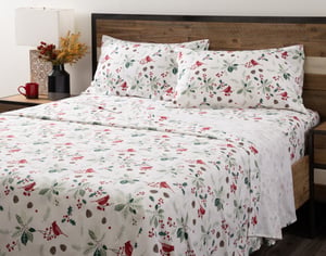 QE Home Organic Cotton Flannel Sheet Set in Cardinal Grove, Seasonal, GOTS Certified, White, Double