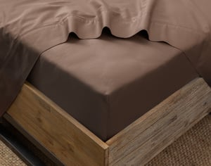 QE Home 310TC Bamboo Cotton Fitted Sheet in Mocha Whip, Brown, Queen