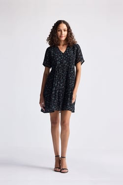Floral Short Tiered Dress in Dark Blue - Ditzy wildflowers / 2XL
