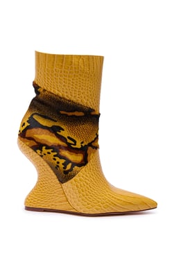 AKIRA Azalea Wang Artoul Yellow Color Blocked Yellow Wedge Bootie | Size 8.5