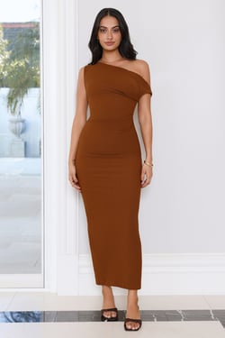 Fit Of Daydreams Off Shoulder Maxi Dress Brown