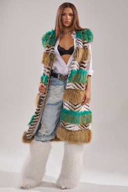 AKIRA Hyde Park Faux Fur Vest | Size 1X/2X