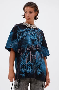 AKIRA Ancestral Fury Oversized Graphic T-Shirt | Black | Size XL