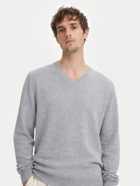 Essential V-Neck Cashmere Sweater - 3XL / Gray / MK02-148