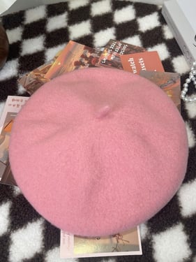 100% Wool Retro Hand-Knit Beret - Blush Pink / One Size