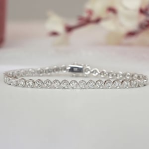 Round Cut Lab Grown Diamond Bezel Set Tennis Bracelet - 18K Solid Gold - 4.00 MM / 7.50 Inches