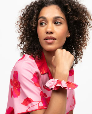 Pippa Floral Print Scrunchie - ONESIZE