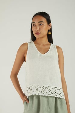 Sunkissed Shoulders Top in Off-white - Shell Off-White / S