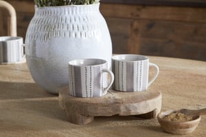 nkuku Patthar Mug Set Of 2 | Tableware | Cream/Grey | Small ()