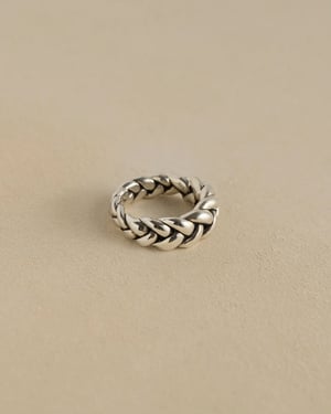 Pythia Ring - 8