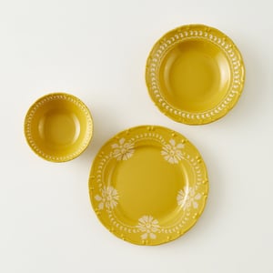 Indian 12 Piece Porcelain Mustard Dinnerware Set