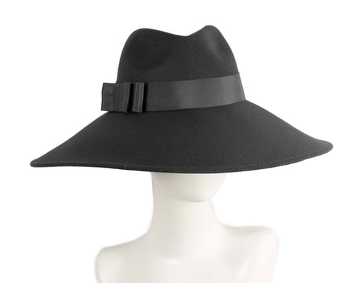 Black wide brim winter hat by Max Alexander