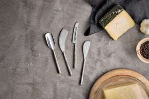 nkuku Darsa Cheese Knife Set Set Of 4 | Serveware | Brushed Silver