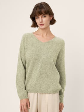 Mongolian Cashmere & Mulberry Silk Seamless Ribbed Trim V-Neck Sweater TESSA - Sage Green / L