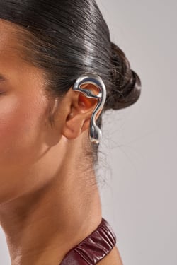 AKIRA Stef Ear Cuff