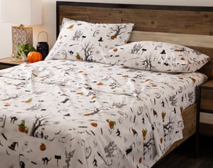 QE Home Halloween Cotton Percale Sheet Set in Haunted House, Seasonal, White, Twin