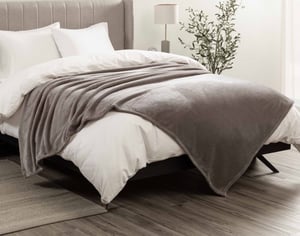 QE Home Cashmere Touch Fleece Blanket in Fossil, Beige, Queen