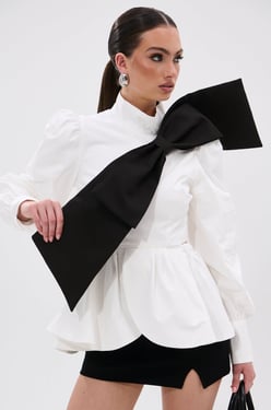 AKIRA So Chic Bow Blouse | Black | Size XL