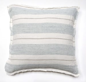 Laguna 20" Linen Accent Pillow With Insert   Ocean /  Natural