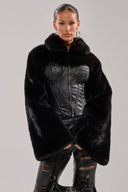 AKIRA Shorty Corseted Faux Fur | Black | Size Medium
