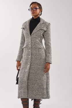 AKIRA Seville Tweed Trench Coat | Black | Size XL