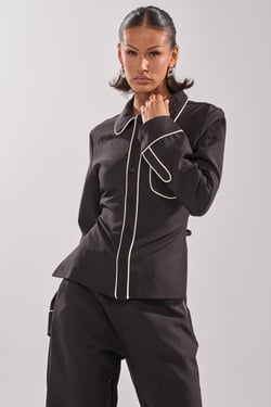 AKIRA Party In The Back Button Down Top | Black | Size XL