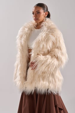 AKIRA Park City Faux Fur Coat | Size Small/Medium