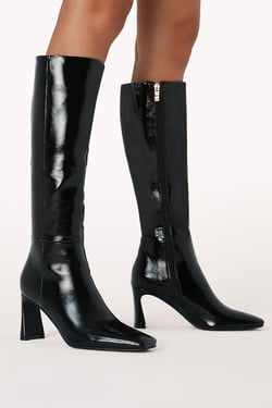 Yasmeen Boots Black Crinkle Patent