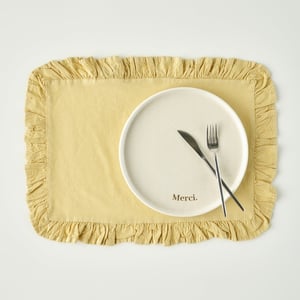 Elegance Cotton Ruffled Edge Placemat - Yellow