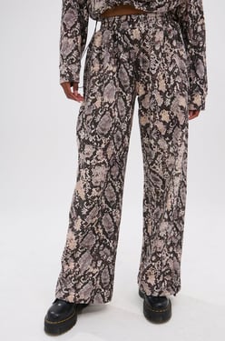 AKIRA Python Wide Leg Jogger Pants | Brown | Size 2X