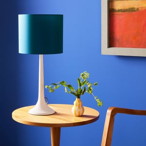 Zuri table lamp in Gesso white