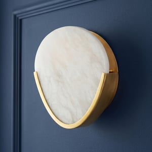 Plectrum wall light in alabaster