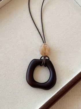 Long Pendant Necklace With Marbled Design - Walnut Curve / One Size