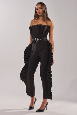 AKIRA Ruffle My Feathers Jumpsuit | Black | Size 1X