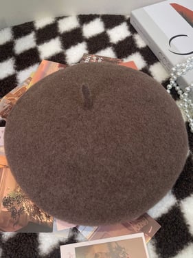 100% Wool Retro Hand-Knit Beret - Coffee / One Size