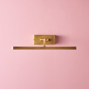 Regular Blake rechargeable picture light in brass