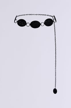AKIRA Carter Bling Chain Belt | Black