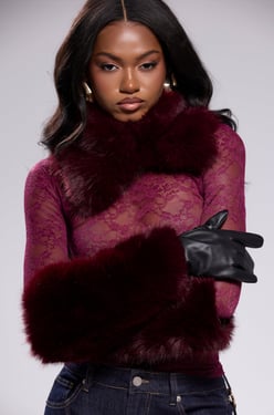 AKIRA Alaia Faux Fur Gloves | Black | Size Small/Medium