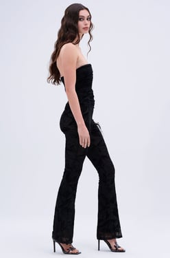 AKIRA Bari Velvet Jumpsuit | Black | Size XL