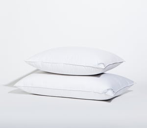 Down Alternative Pillow - King / Firm