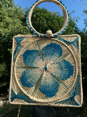 Floral Handwoven Iraca Purse - Royal Blue