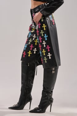 AKIRA Blessed So Hard Bermuda Short Pants | Black | Size 1X